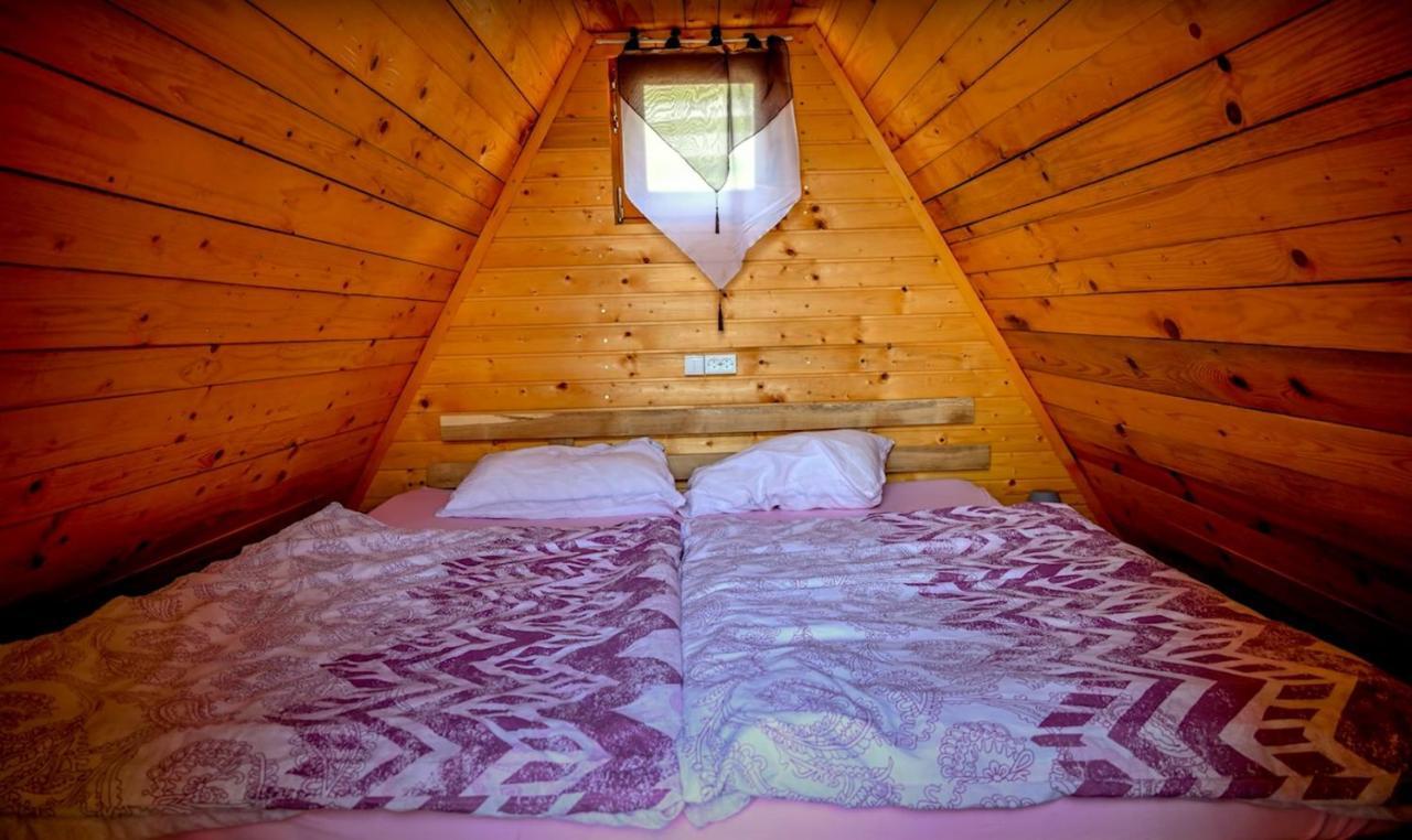 Hotel Glamping Hisice Orlic Muta Exteriér fotografie